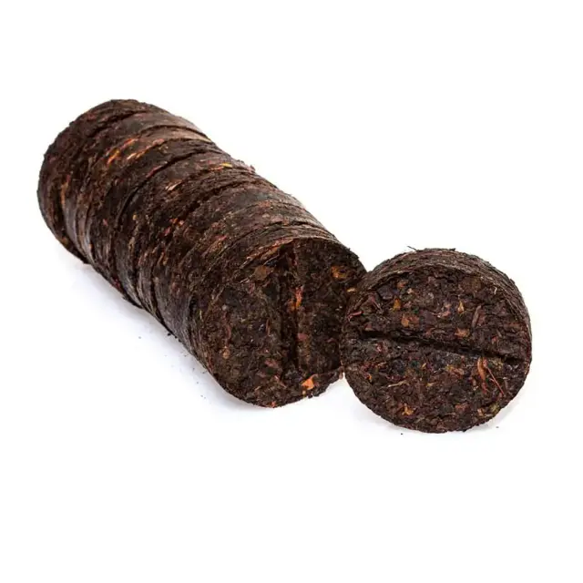 Shu Puerh Tong Pu, pu-erh în bambus (defilare) — 2